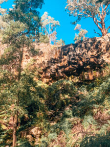 Creswick - Waterfall over red rock cliff