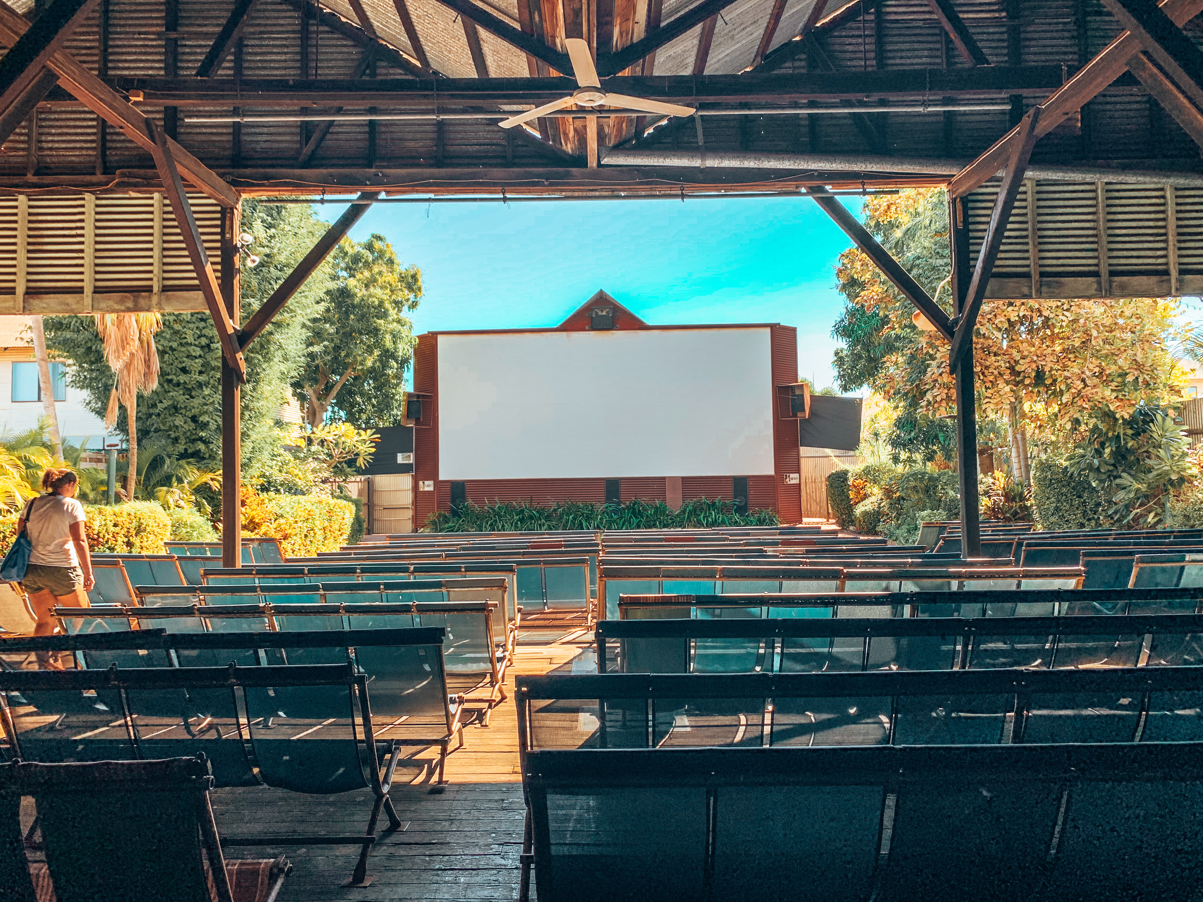 Sun picture house Broome - Picture of desk chair seats with large cinema screen in the background